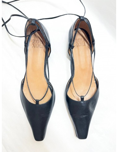 Paloma Lace Up Flat in Black Size 40 ouvre sa boutique