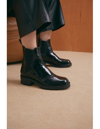 High Nerea Boot in Black Patent Size 40 sélection de produits