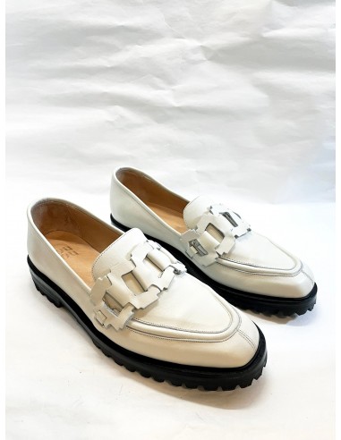 Trini Loafer in Marfil Size 40 Venez acheter