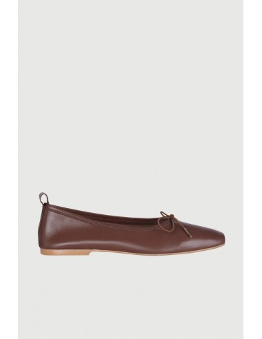 Sienna Ballet Flats in Chocolate Leather Pour