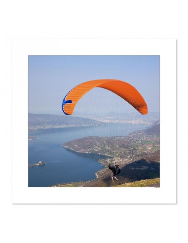 Parapente depuis le Col de la Forclaz brillant des détails fins