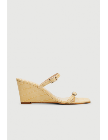 Olivia Sandals in Vanilla croc-effect Leather Comparez et commandez 